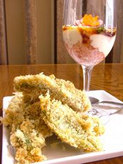 料理メニュー写真&nbsp;アヴォカドフライwithねぎとろディップ