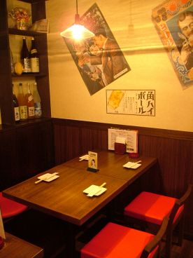 釜焼鳥本舗 おやひなや 有楽町店の雰囲気1