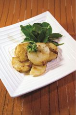 料理メニュー写真 長芋の南高梅バターソテー