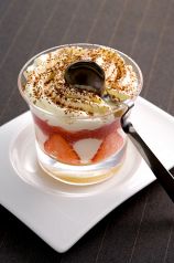 料理メニュー写真 メロンソーダ