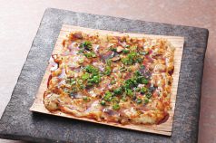 料理メニュー写真 鶏つくねの杉板焼き