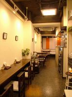 落ち着いた清潔感ある店内