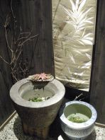 器や小物に至るまで・・・