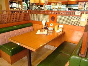 鳥ざんまい 萩原店の雰囲気1