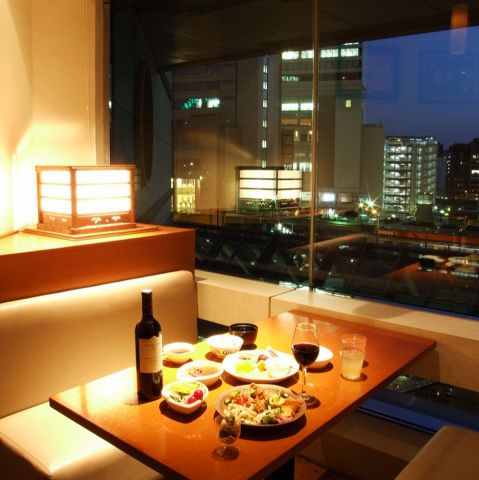 餉餉（けけ）横浜ランドマーク店　（自然食食べ放題）>