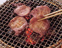 料理メニュー写真 牛タン炭火焼