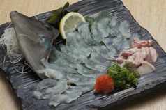 料理メニュー写真 活カワハギ生チリ