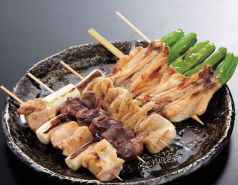 料理メニュー写真 おまかせ串焼き盛り合せ