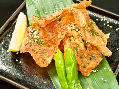 料理メニュー写真&nbsp;“名物”とりせんべい