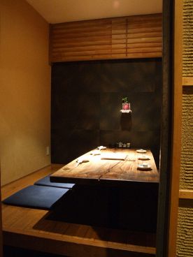 胡座 あぐら 淀屋橋駅の雰囲気1