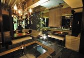15・20・30・50とお客様に合わせて席も変化