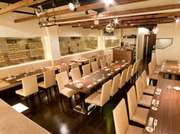 ななや ファンズ FUN'S 居酒屋の雰囲気1