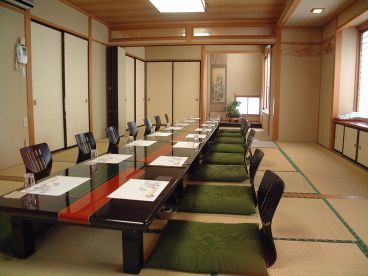 安積野 日本料理の雰囲気1