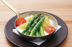 料理メニュー写真 アスパラのチーズソース焼き