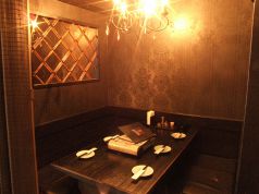 アジト AJITO 神楽坂店 和洋創作 串物 地酒の雰囲気1