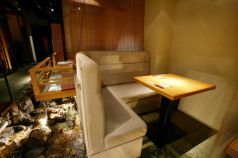 大人気！川の上のカップルシート♪