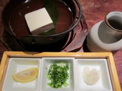 料理メニュー写真 昔ながらのあったか湯豆腐