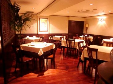 孫 本店 中国名菜の雰囲気1