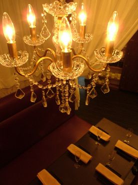 バー ラウンジ Bar Lounge 楽 ラク raku 本八幡店の雰囲気1