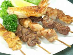 料理メニュー写真&nbsp;豚串／鳥皮／ねぎ／イカ／ハツ