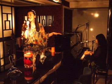 ミセス ドルフィン Mrs.Dolphinの雰囲気1