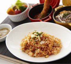 [ランチ]よくばり御前★セットメニューには、健康蒸し野菜とバーニャカウダソース付♪