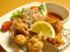料理メニュー写真&nbsp;健康鶏の唐揚げ（甘酢ソースがけ）