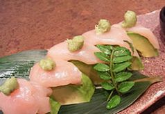 料理メニュー写真&nbsp;鶏とアボガドのわさび醤油 
