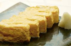 料理メニュー写真&nbsp;地玉子の玉子焼／鶏餃子