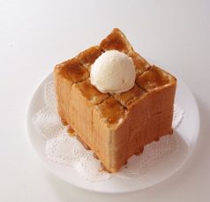 料理メニュー写真&nbsp;メープルトースト