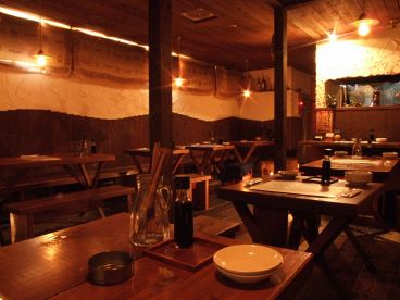 餃子の隠れ家 中の島店の雰囲気1