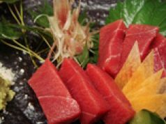 料理メニュー写真 本まぐろ中トロ