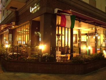 ピッツェリア リアナ 横浜関内店の雰囲気1