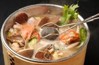 石グツグツ！海鮮わっぱ鍋