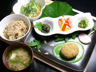 菜るまる なるまる 土佐 おやさいのおすすめ料理1