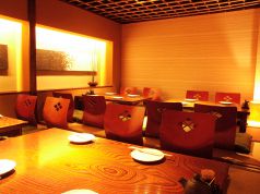 スミザカヤ SUMIZAKAYA 丸の内 炭酒家の雰囲気1