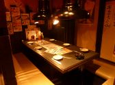仕切りつきの半個室です。