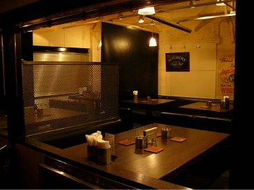 バー ライズ BAR RISEの雰囲気1