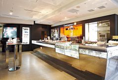 illy イリー 六本木ヒルズ店の雰囲気1