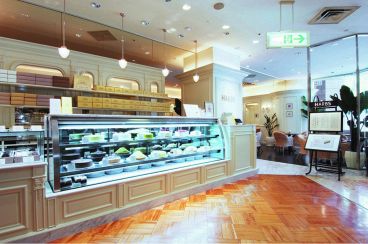 ハーブス 恵比寿三越店の雰囲気1