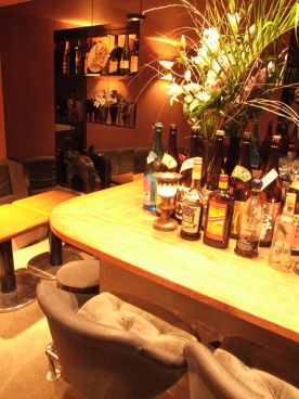 ピース peace ワイン 焼酎BAR バーの雰囲気1