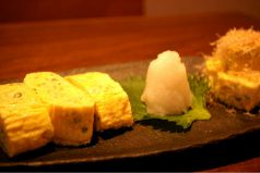料理メニュー写真 じゃことお葱のだしまき玉子