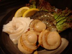 料理メニュー写真&nbsp;特上カルロス盛・カルロス盛・レディース盛・ホルモン盛・海鮮盛