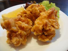 料理メニュー写真&nbsp;キムチ・ナムル4種盛り・若鶏唐揚げ・鳥ナンコツ揚げ・ポテトフライ・枝豆