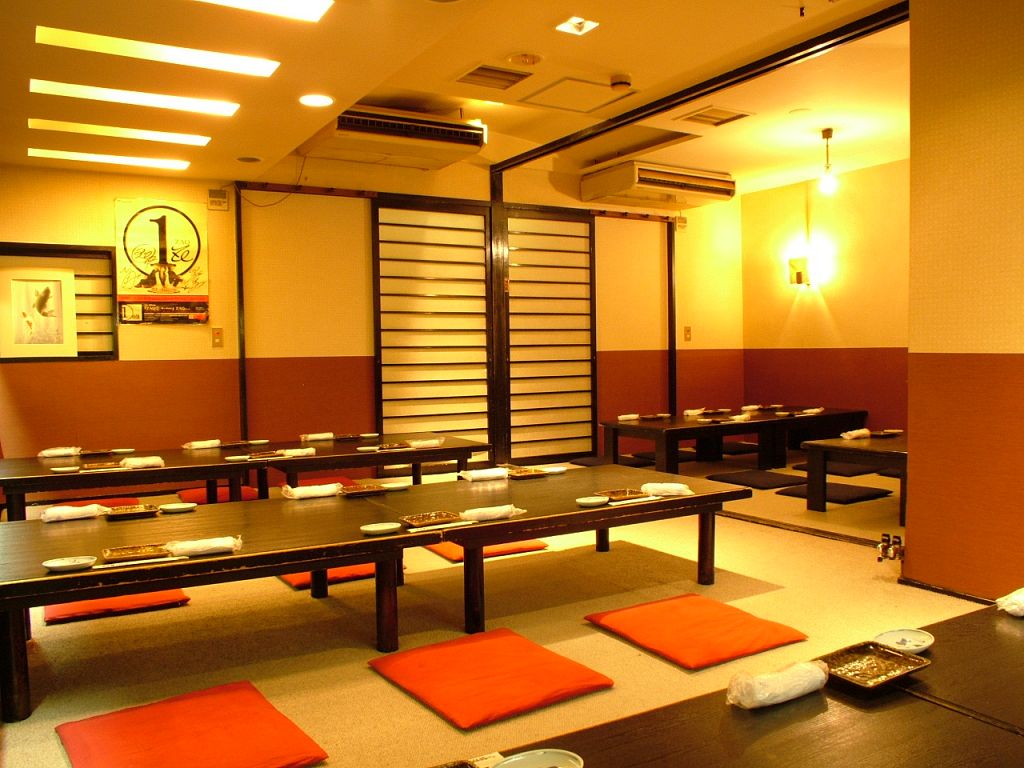 最大40名様まで対応可能なお座敷は大人数宴会に最適!お気軽にご連絡ください♪