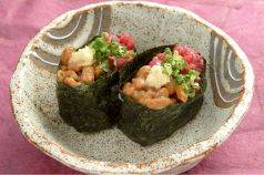 料理メニュー写真&nbsp;軍艦巻きネギトロ／軍艦巻き桜納豆　 &nbsp;&nbsp;&nbsp;&nbsp;&nbsp;&nbsp;&nbsp;&nbsp;各800円