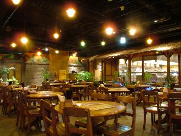 モンスーンカフェ 舞浜イクスピアリ Monsoon Cafeの雰囲気1