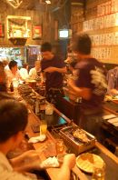 カウンター席が醍醐味！