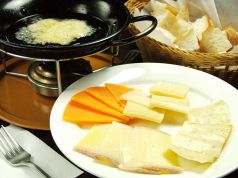 らふぃーね ワイン チーズフォンデュのおすすめ料理1