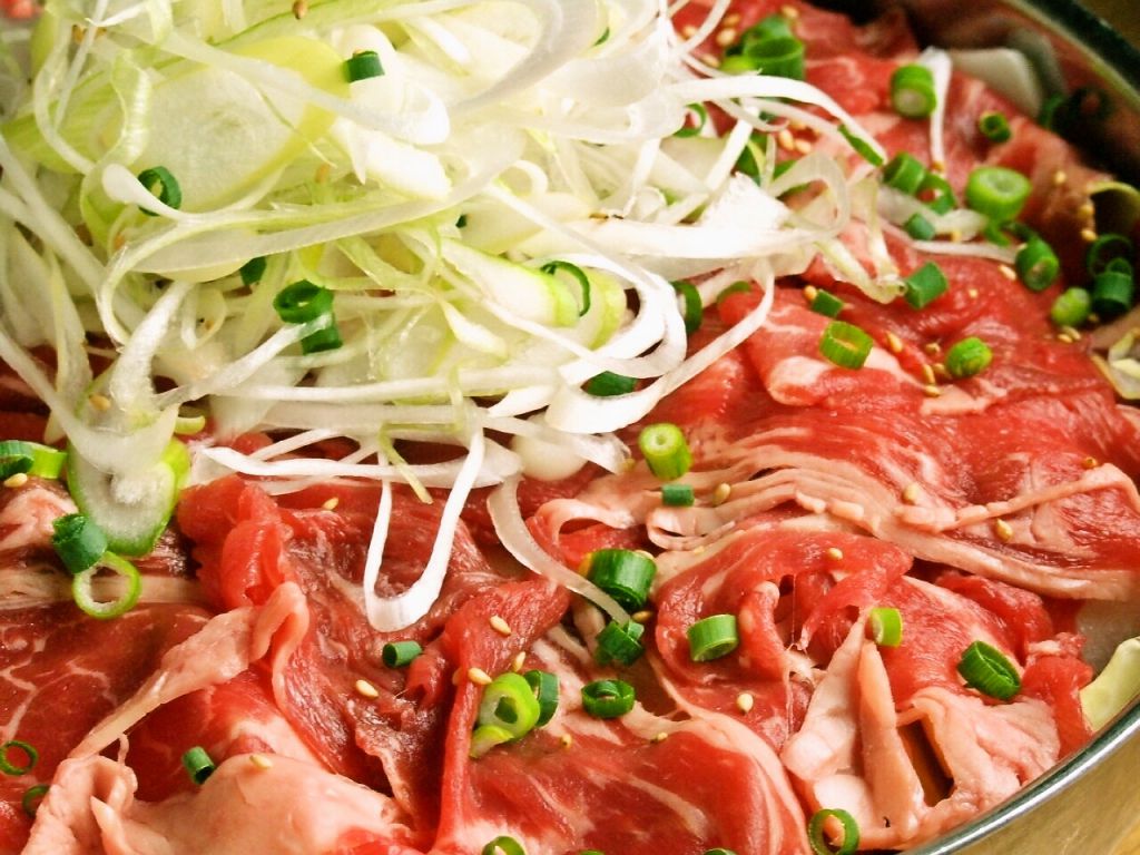 旨ダレで楽しむ国産牛♪家族や仲間と一緒に囲んで♪